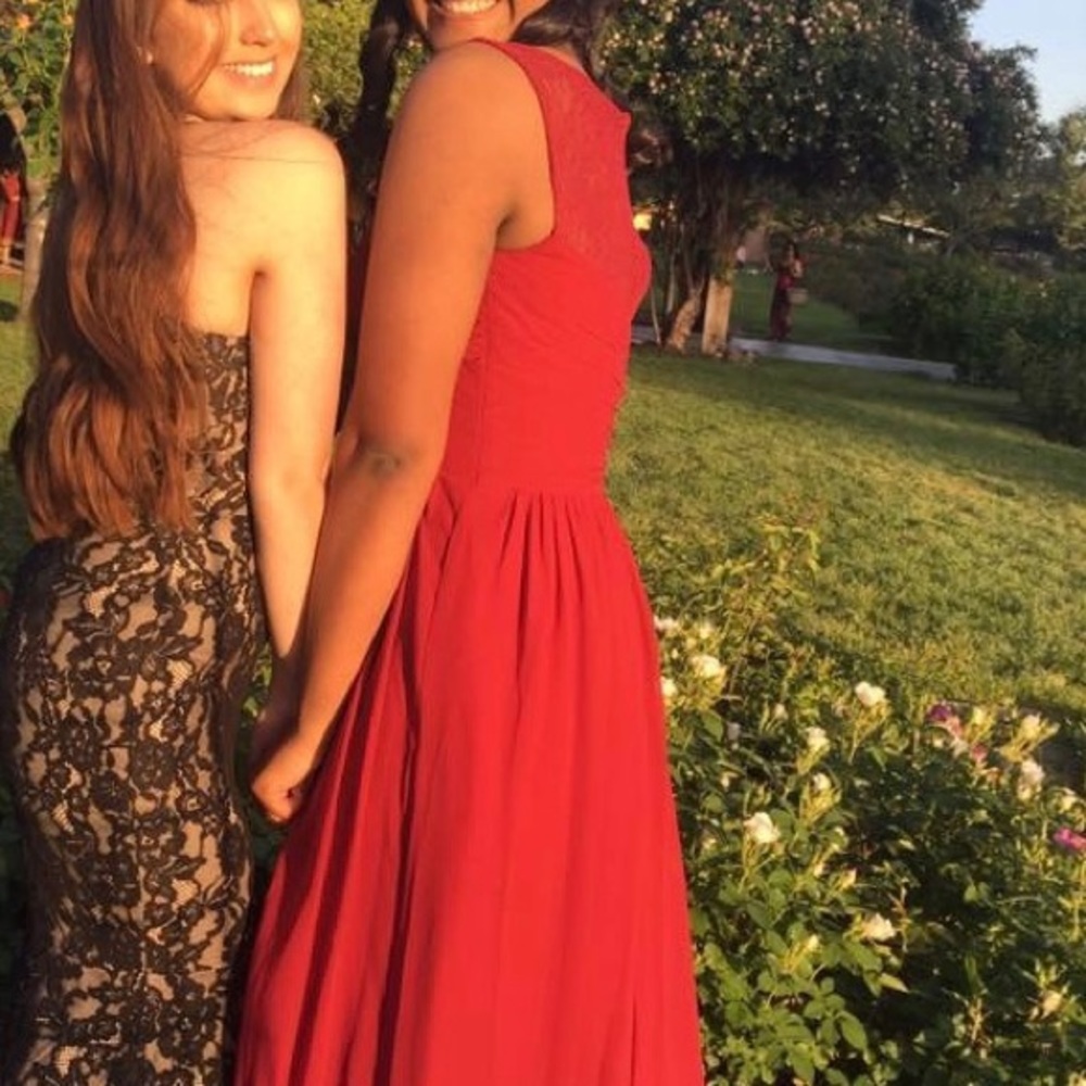 Prom Dress - Picture 2 of 3